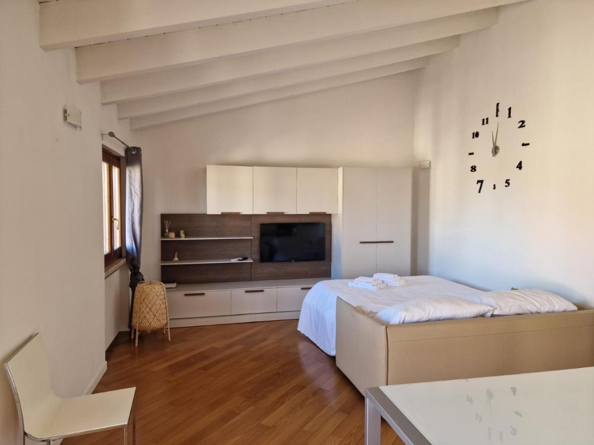 Vittoria Al Lago Apartment Desenzano del Garda Exterior foto