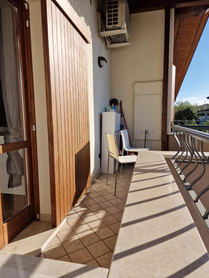 Vittoria Al Lago Apartment Desenzano del Garda Exterior foto
